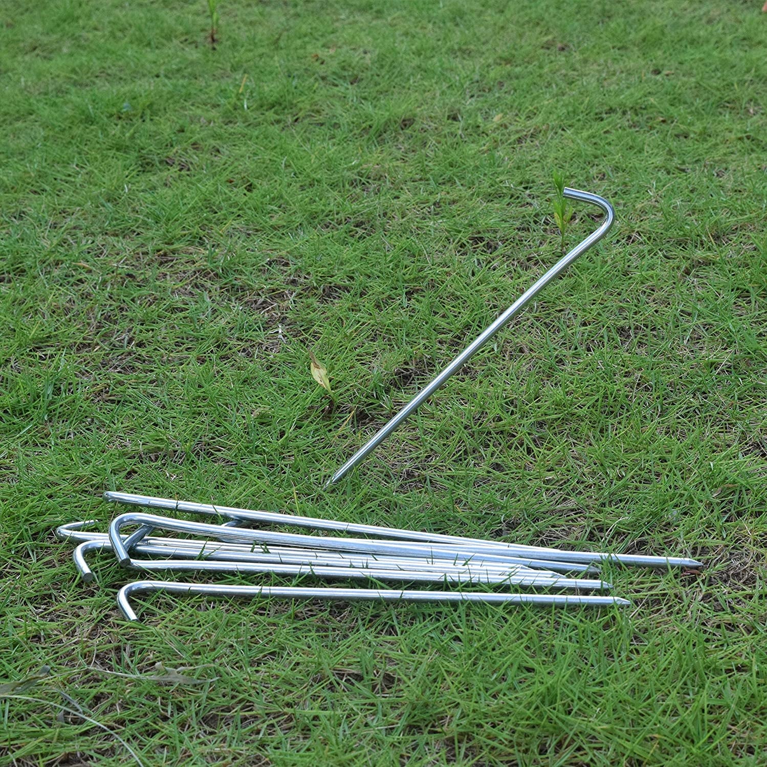 Tent Stakes 9 Inch, Tent Stakes Metal, Heavy Duty Camping Stakes, Metal Stakes Galvanized Rust-Free Yard Stakes, Metal Tent Spikes for Inflatables Outdoor Decorations, 30 Pack
