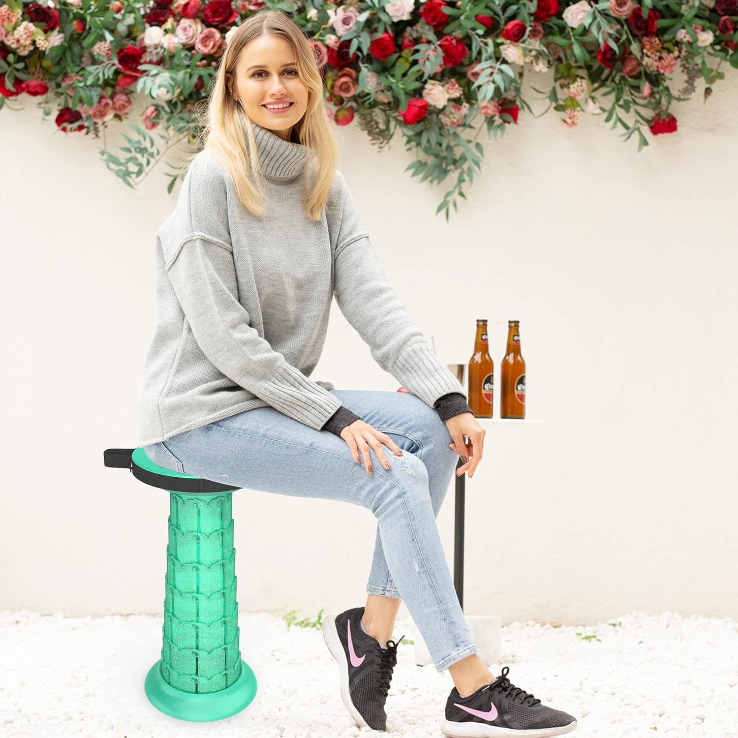 20.4" Portable Collapsible Stool - Telescopic & Retractable with Cushion, Lightweight Folding Stool - Capacity 550 Lbs - Bag Included for Outdoor, Garden, Hiking, BBQ