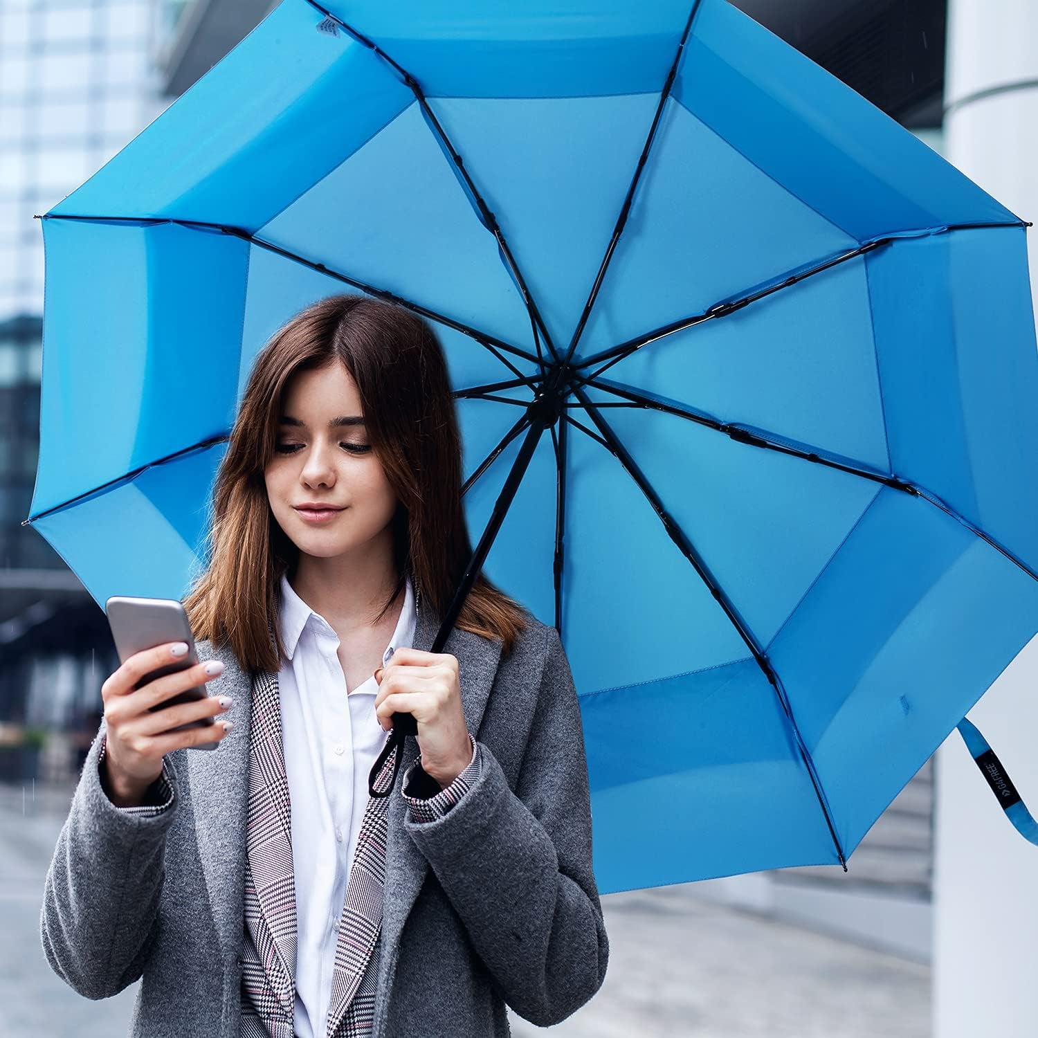 42 Inch Compact Travel Umbrella, Windproof Small Folding Backpack Umbrella for Rain, Auto Open and Close Button(Sky Blue)